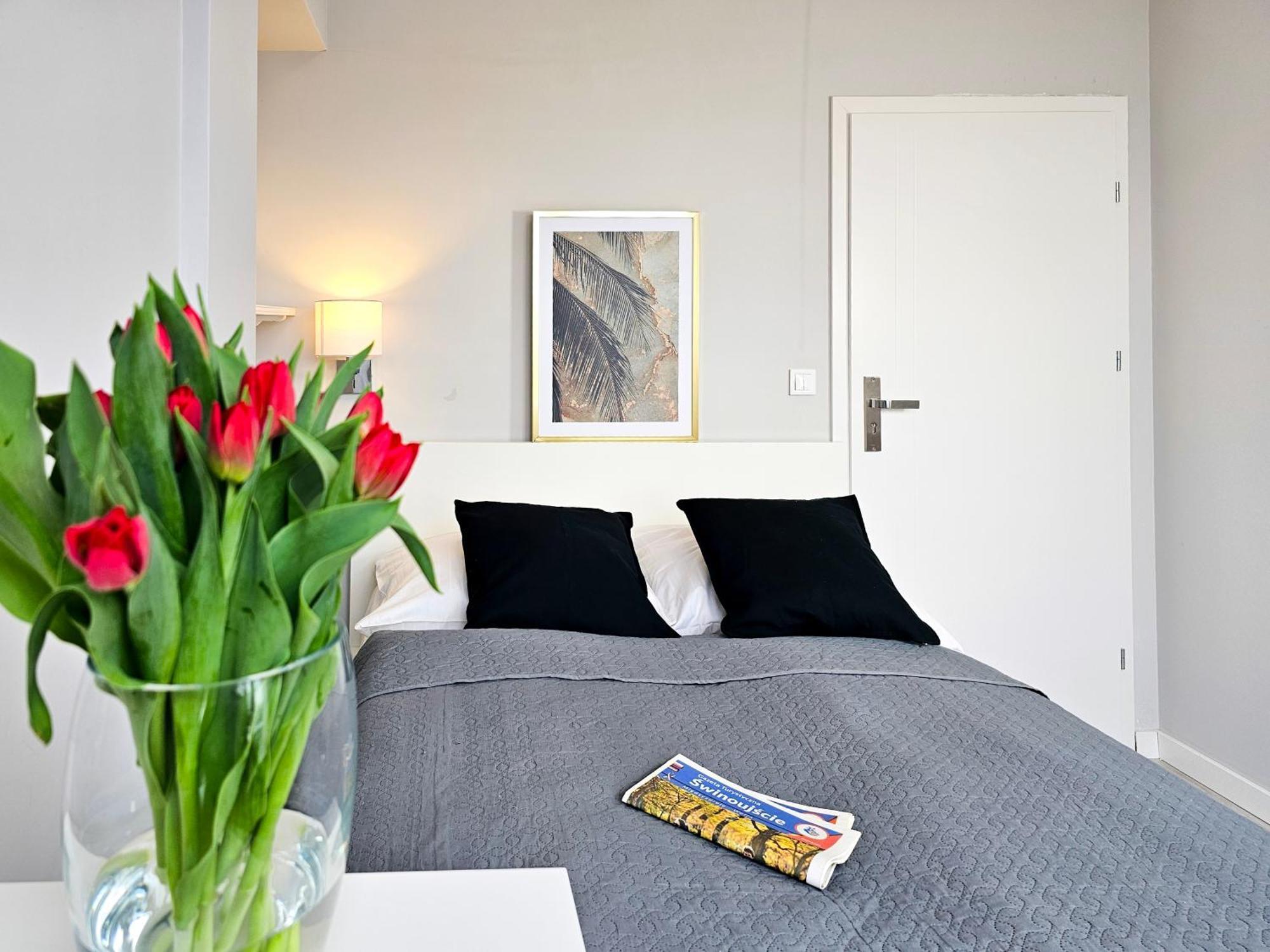 Visit Baltic - Platan Tower Grey Apartment Swinoujscie Luaran gambar